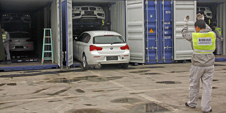 BMW Unloading in China
